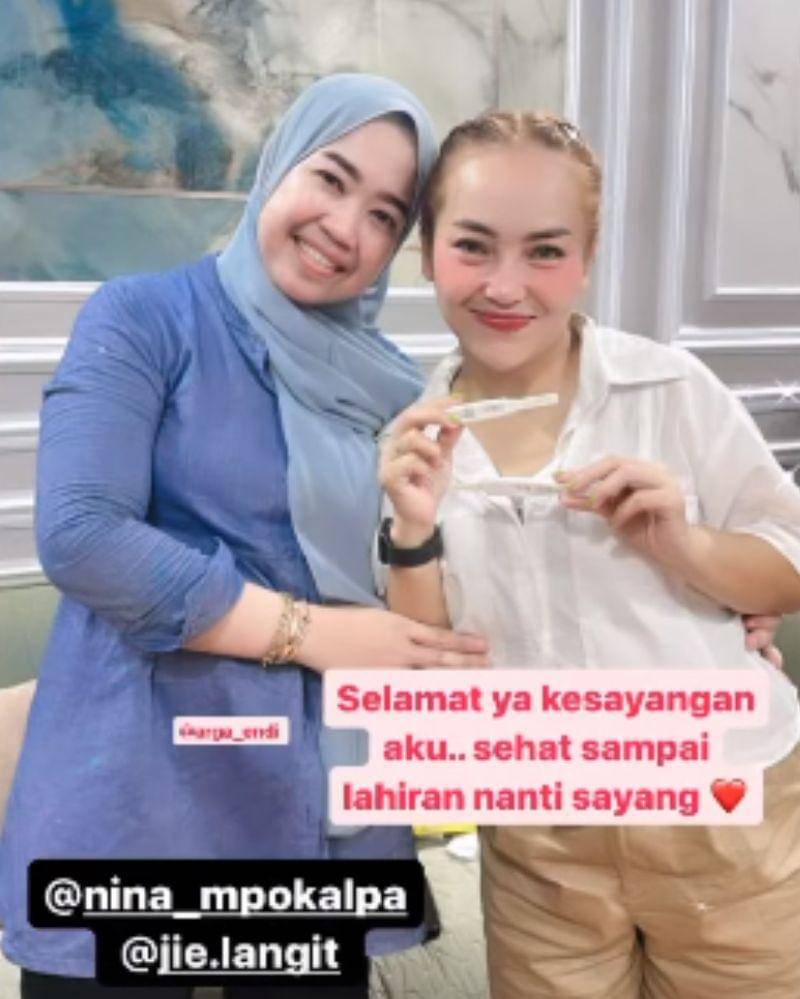 Instagram.com/nina_mpokalpa